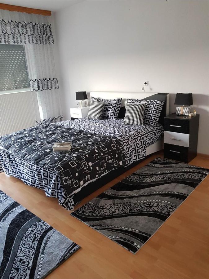 Ferienwohnung Sabina Bosanska Krupa Exteriör bild