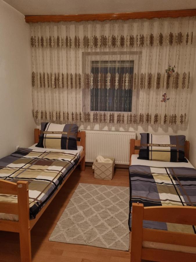 Ferienwohnung Sabina Bosanska Krupa Exteriör bild